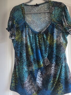 East 5th Teal, Blue & Green Short Sleeve Scoop Neck Top